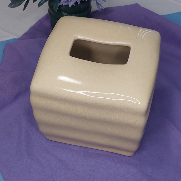 Woodland Ceramic Crackle Glaze Tissue Box Cover - Picture 5 of 7